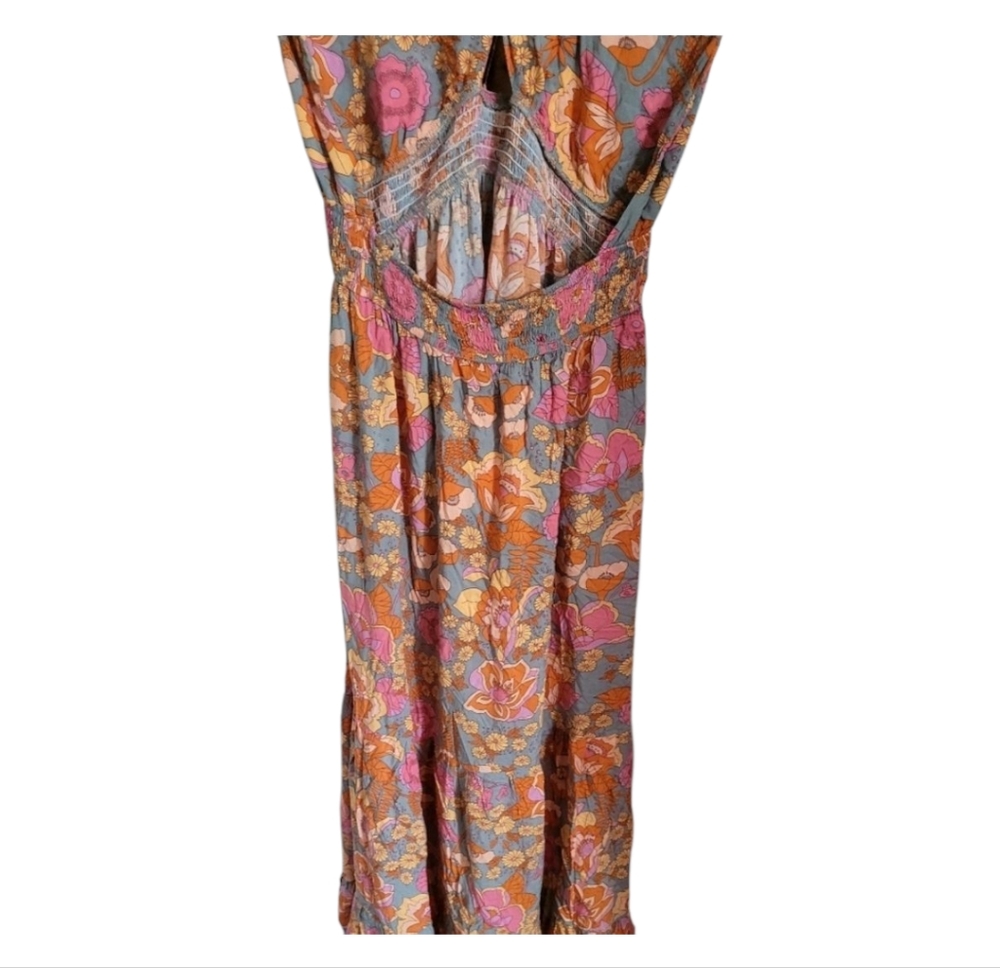 Floral Maxi Dress with Pink and Orange Accents With Pockets.     32 - Picture 4 of 11